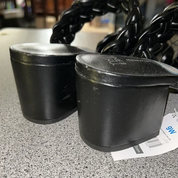 NWT Time and Tru Women's City Braided Heel Sandals~ Black 9W - Picture 9 of 11